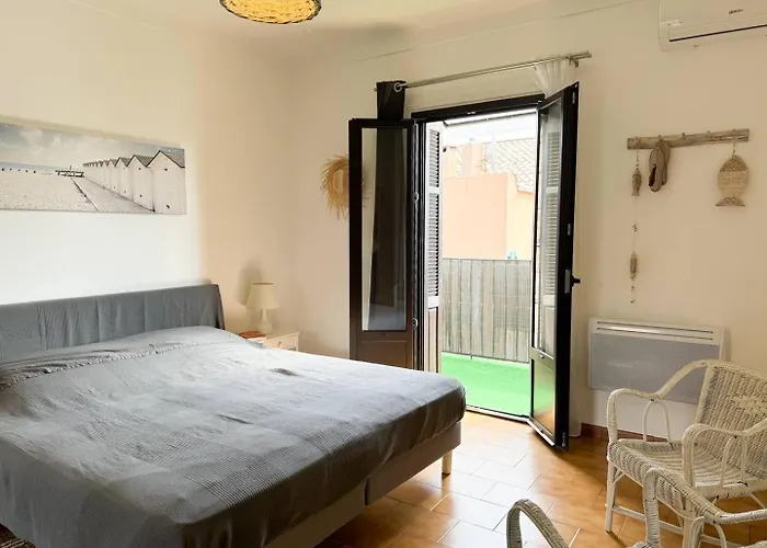 Joli T3 Moderne Avec Vue Imprenable Sur La Daire Propriano (Corsica)